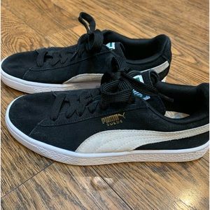 Puma sneakers